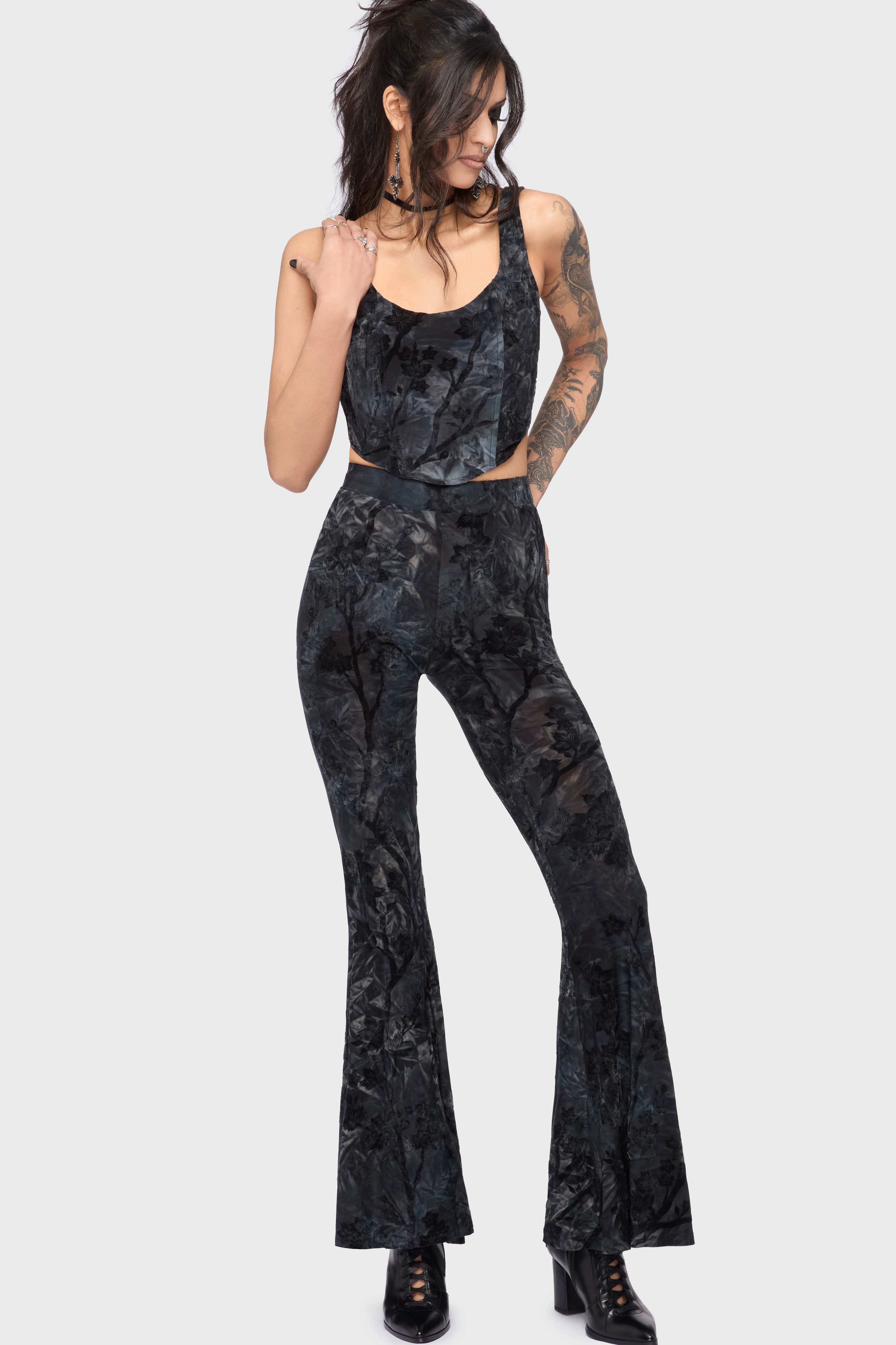 NEW WOMENS BOTTOMS
